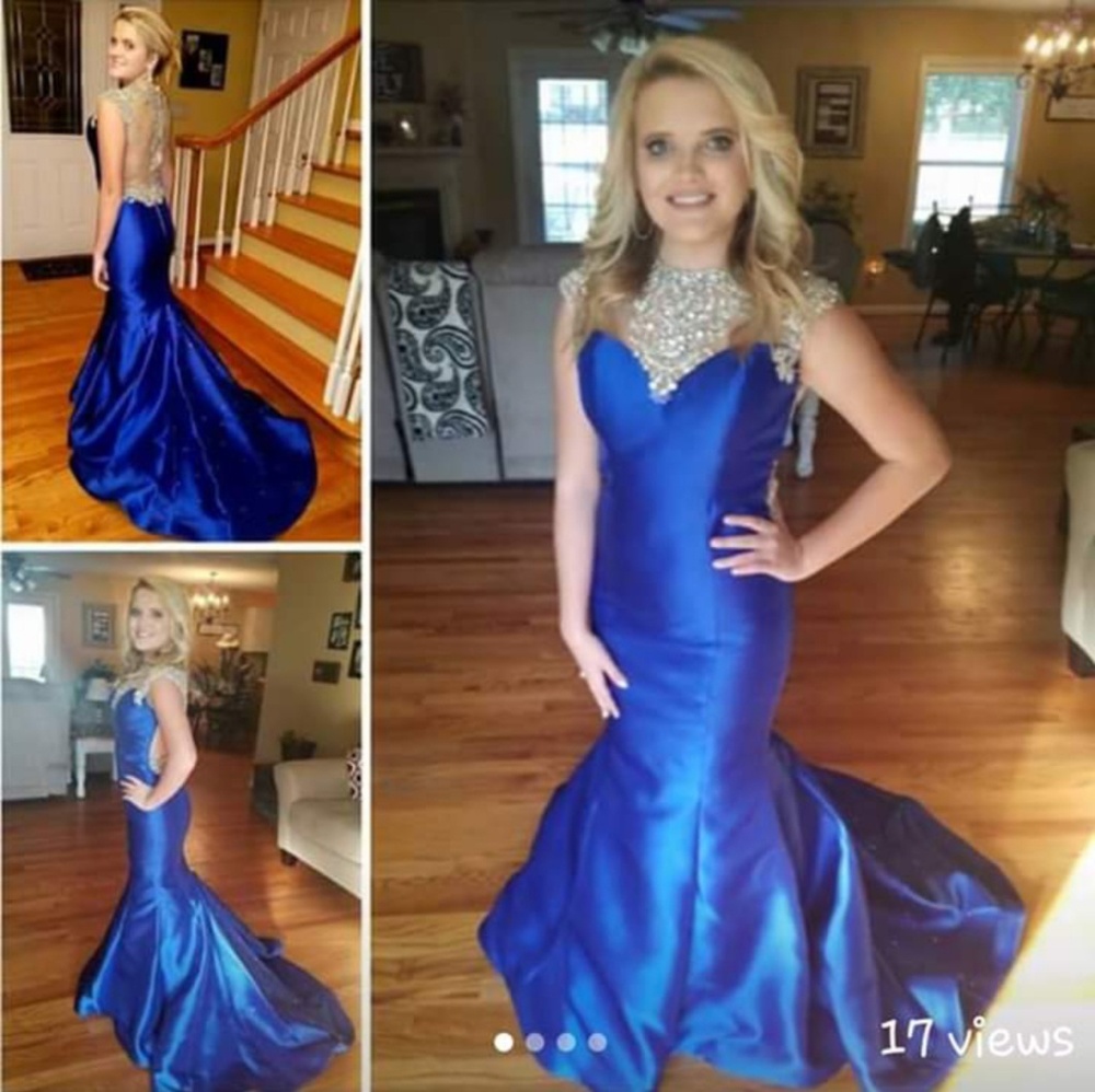 Javoni dress. Lots of sparkle. Size 6